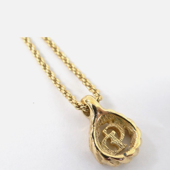 Christian Dior Gold Pendant Necklace - Picture 2 of 4